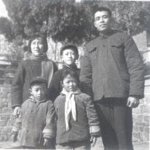Yu Tiancheng z rodziną